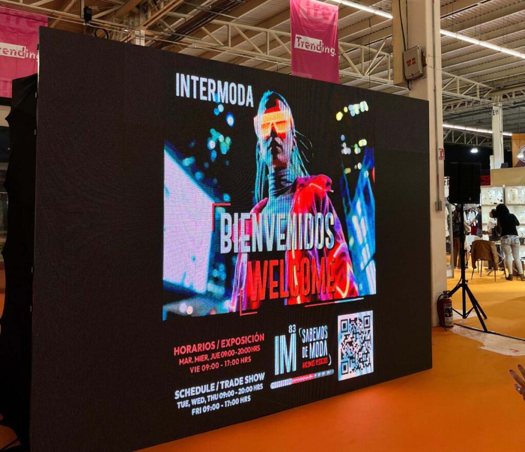 Nicaragua Diseña presente en INTERMODA 83